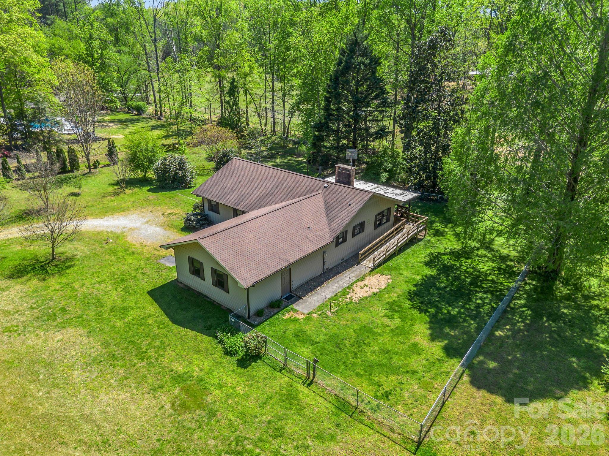 80 Fox Briar Drive — Columbus