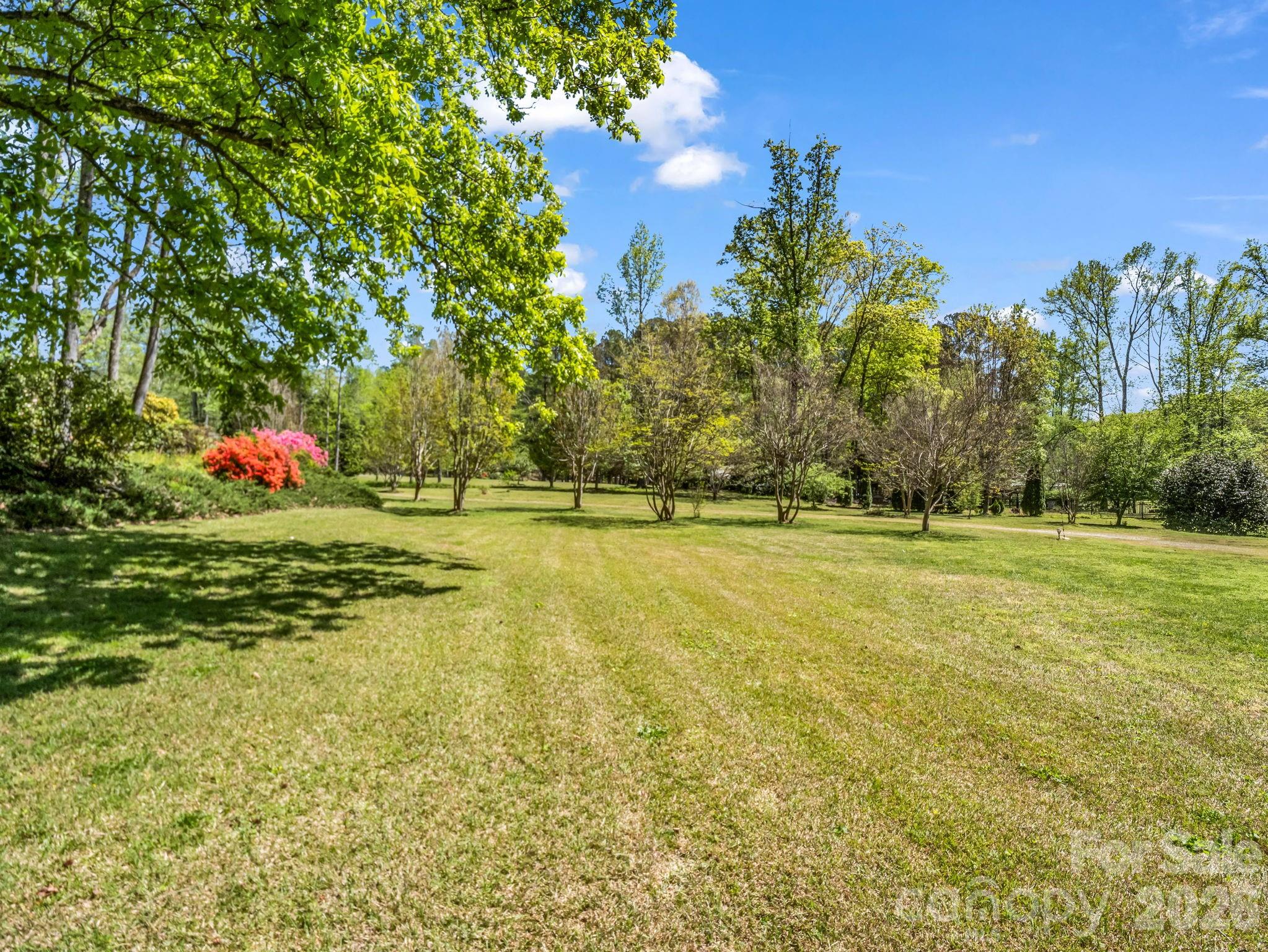 80 Fox Briar Drive — Columbus
