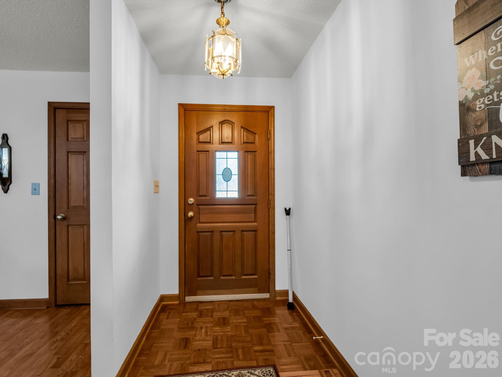 80 Fox Briar Drive — Columbus