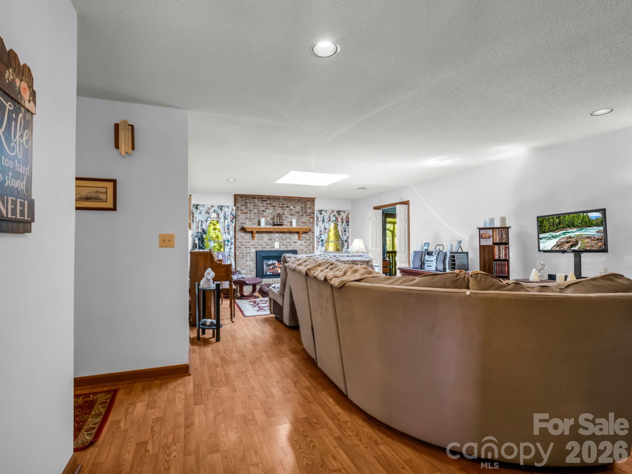 80 Fox Briar Drive — Columbus