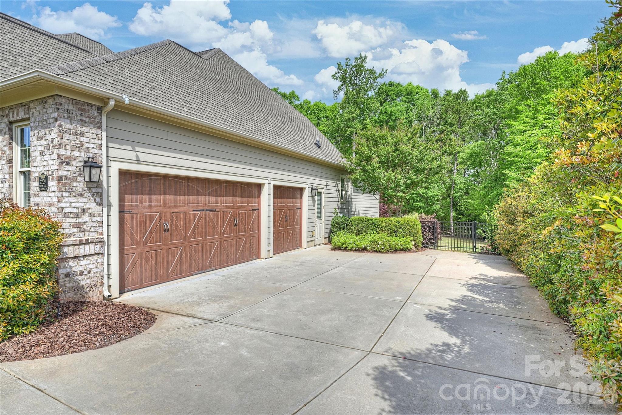 2209 Tatton Hall Road — Fort Mill