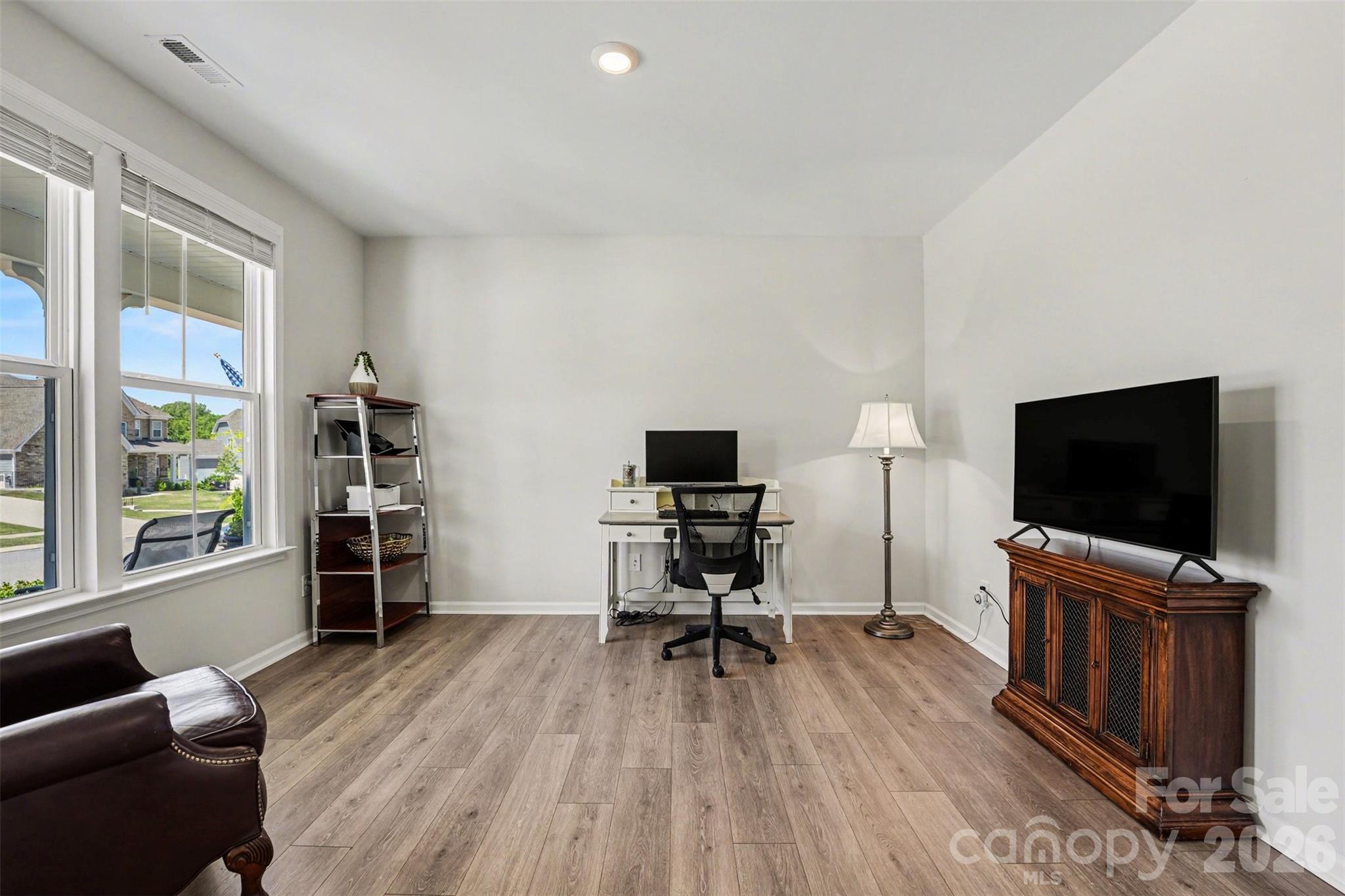348 W Waterlynn Road — Mooresville