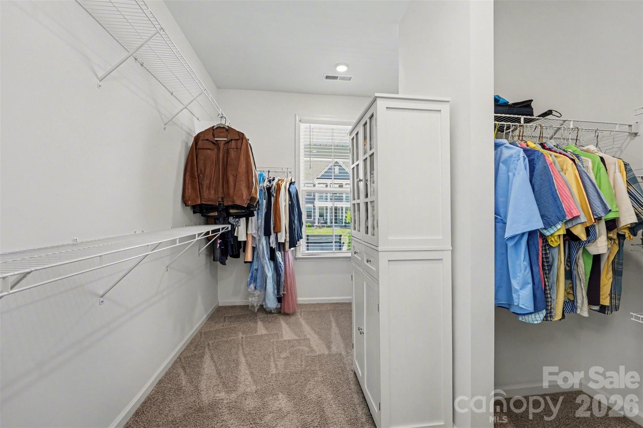 348 W Waterlynn Road — Mooresville