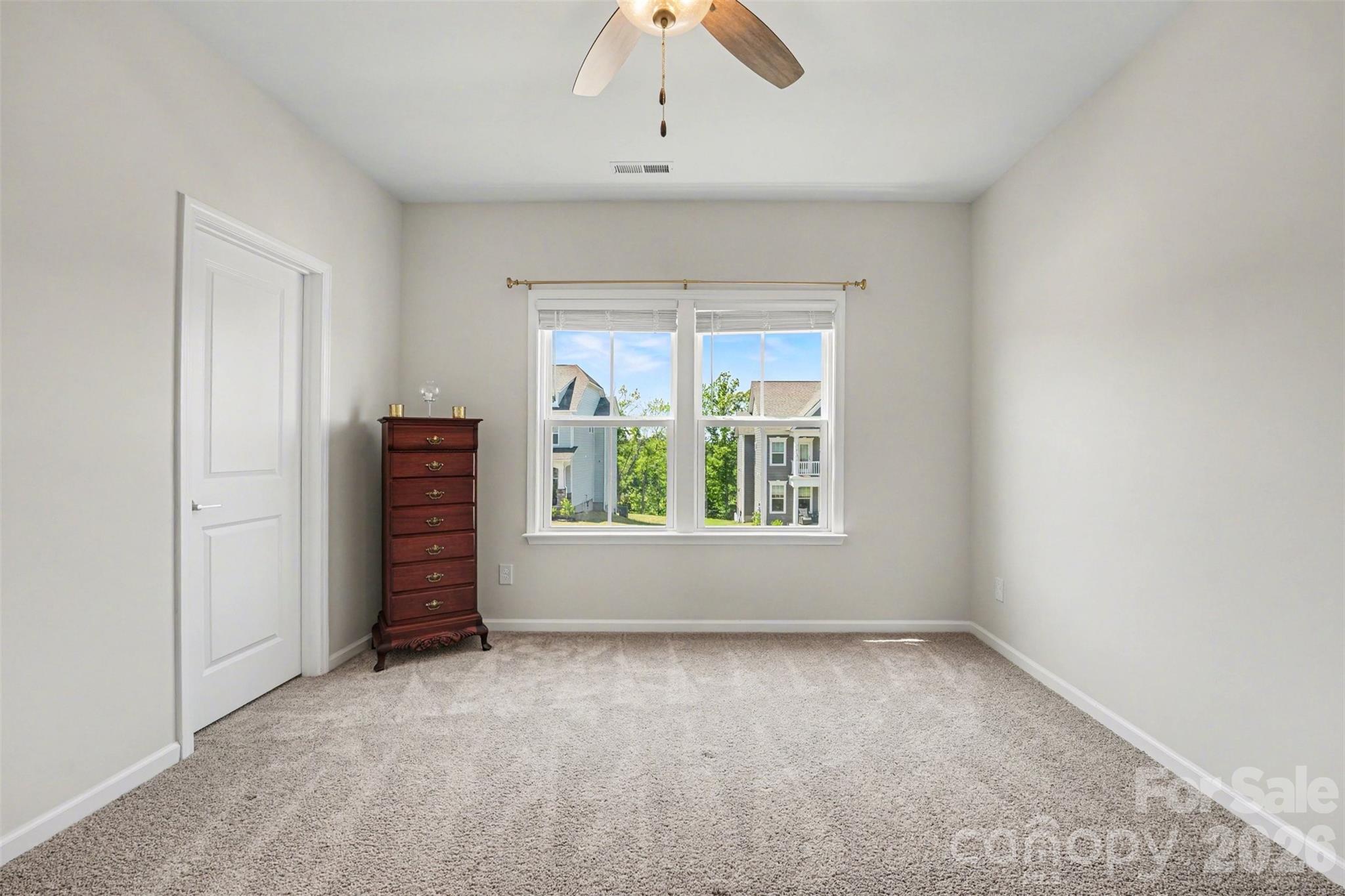 348 W Waterlynn Road — Mooresville