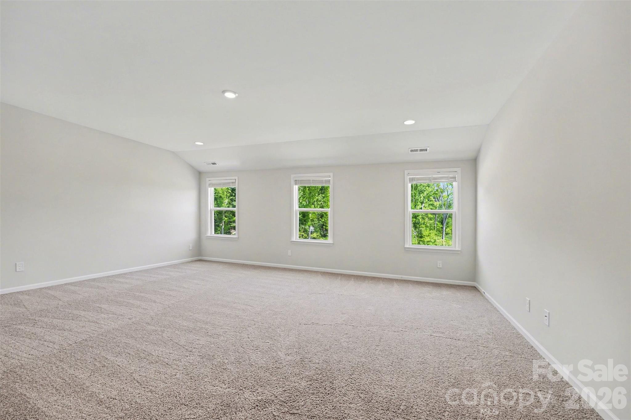 348 W Waterlynn Road — Mooresville