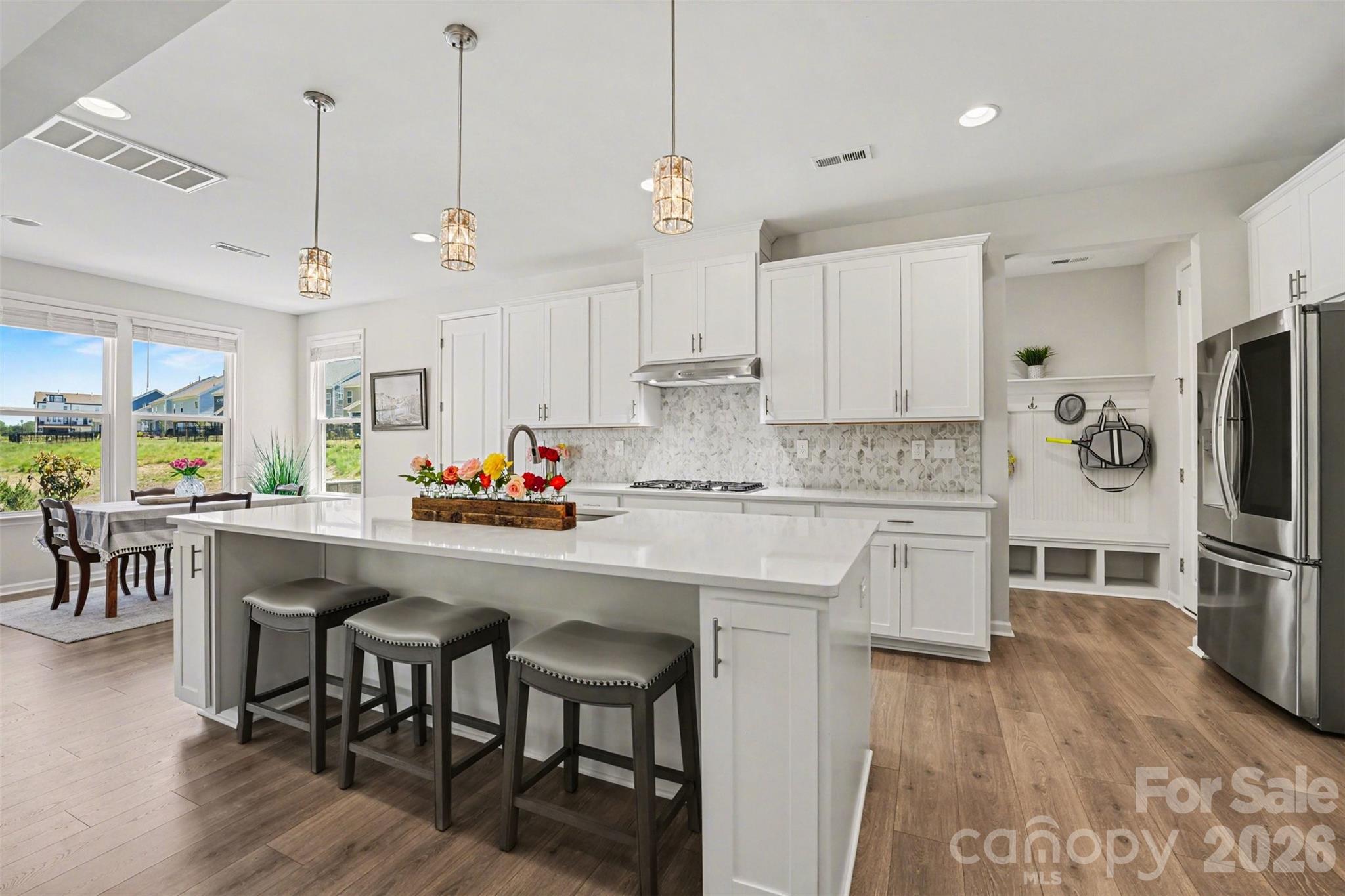 348 W Waterlynn Road — Mooresville