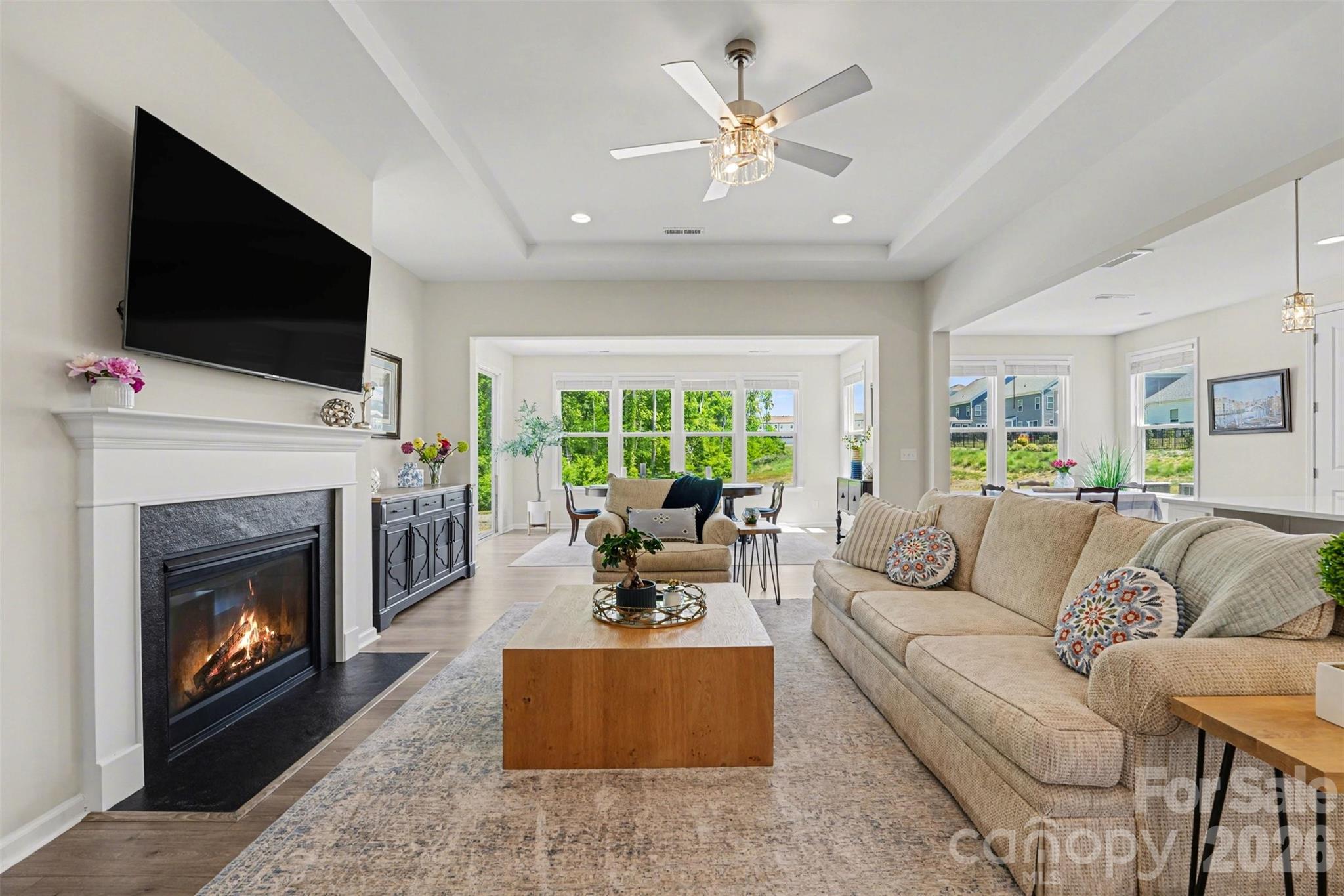 348 W Waterlynn Road — Mooresville
