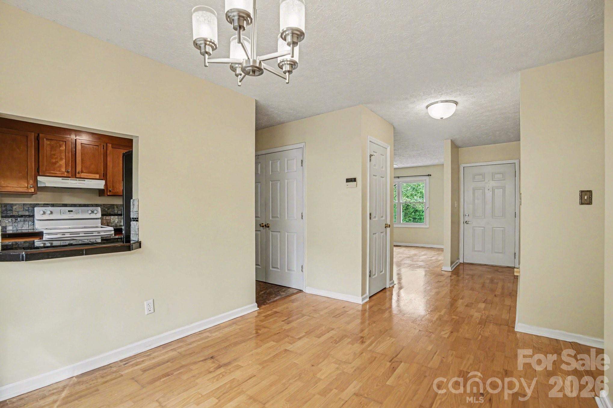 105 Chalice Court — Statesville