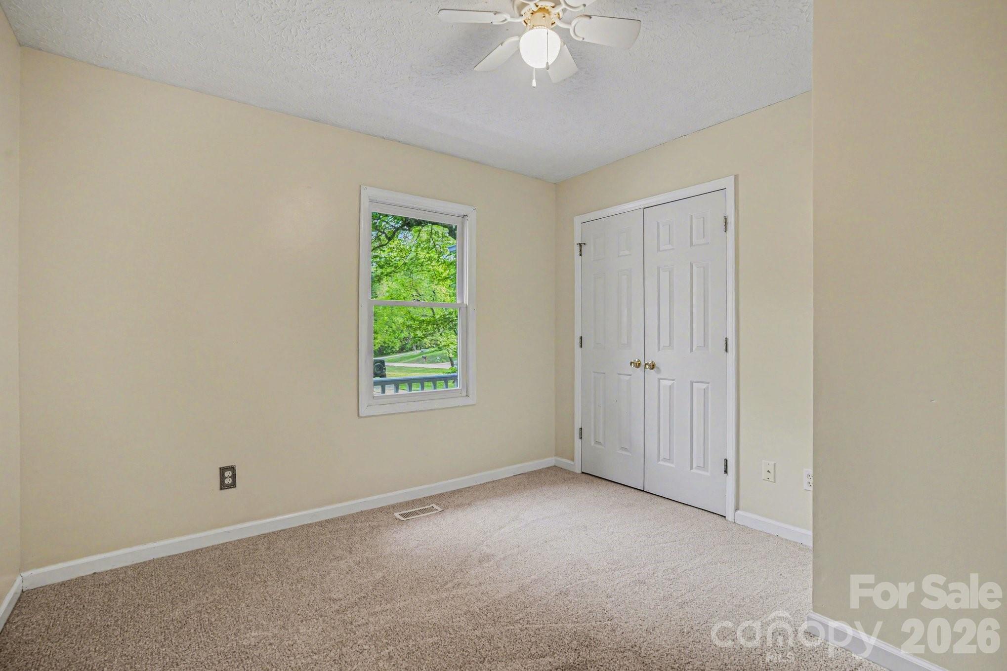 105 Chalice Court — Statesville
