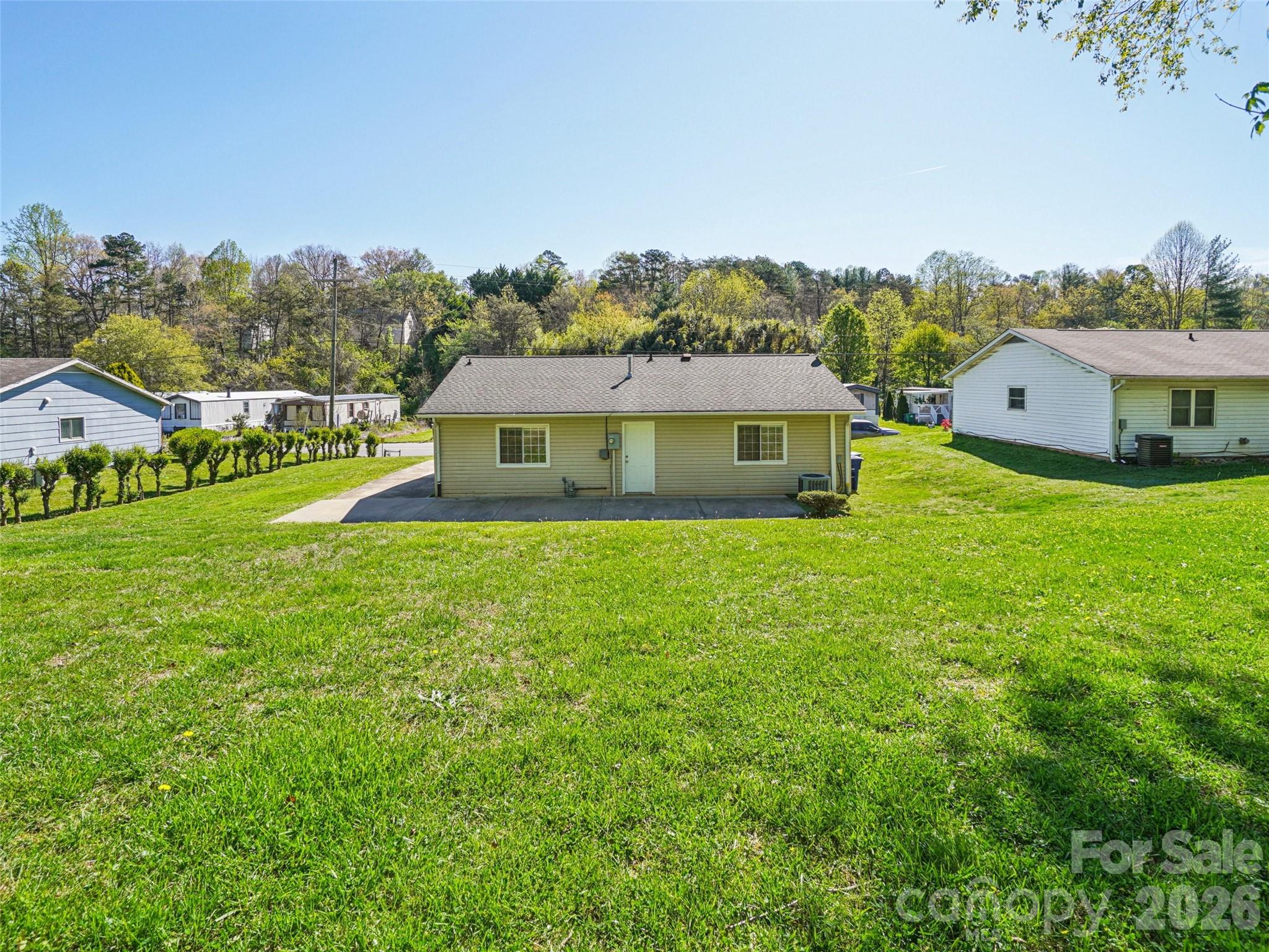 88 Lees Creek Road — Asheville
