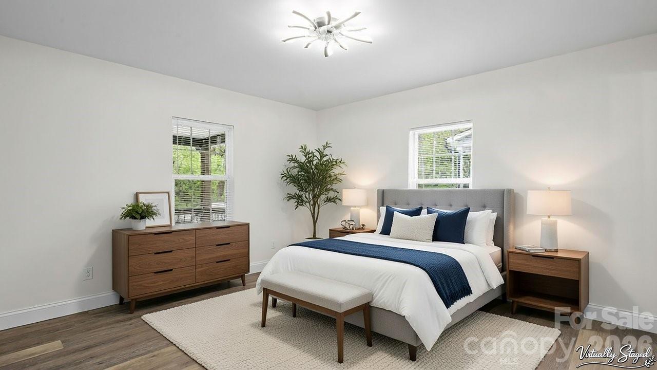 102 W Carolina Avenue — Bessemer City