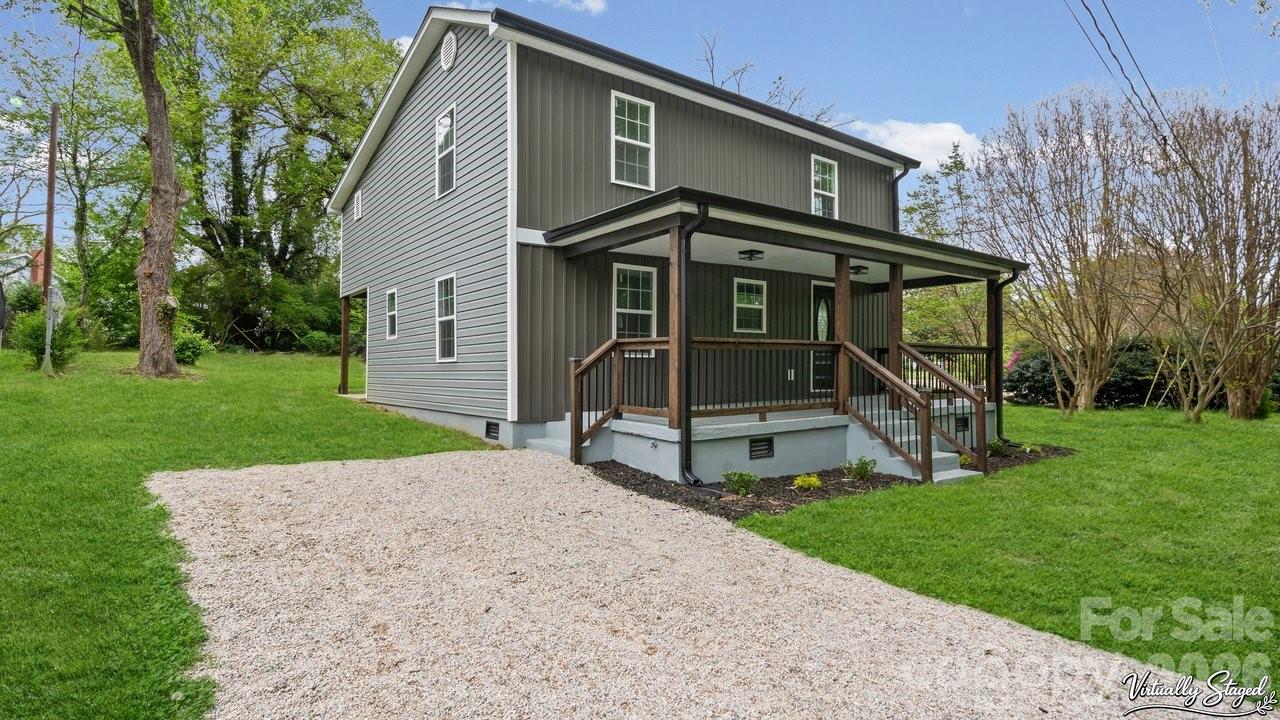102 W Carolina Avenue — Bessemer City
