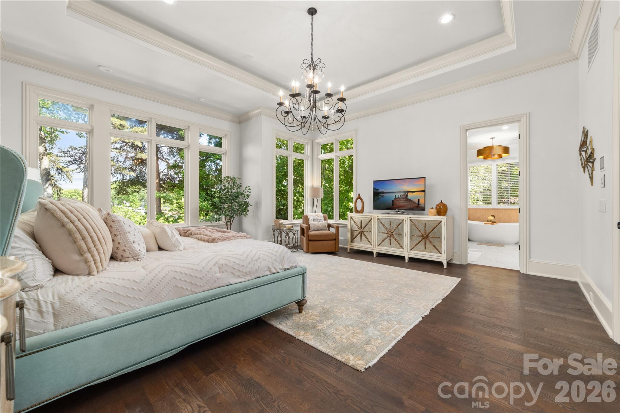 119 S Longfellow Lane — Mooresville