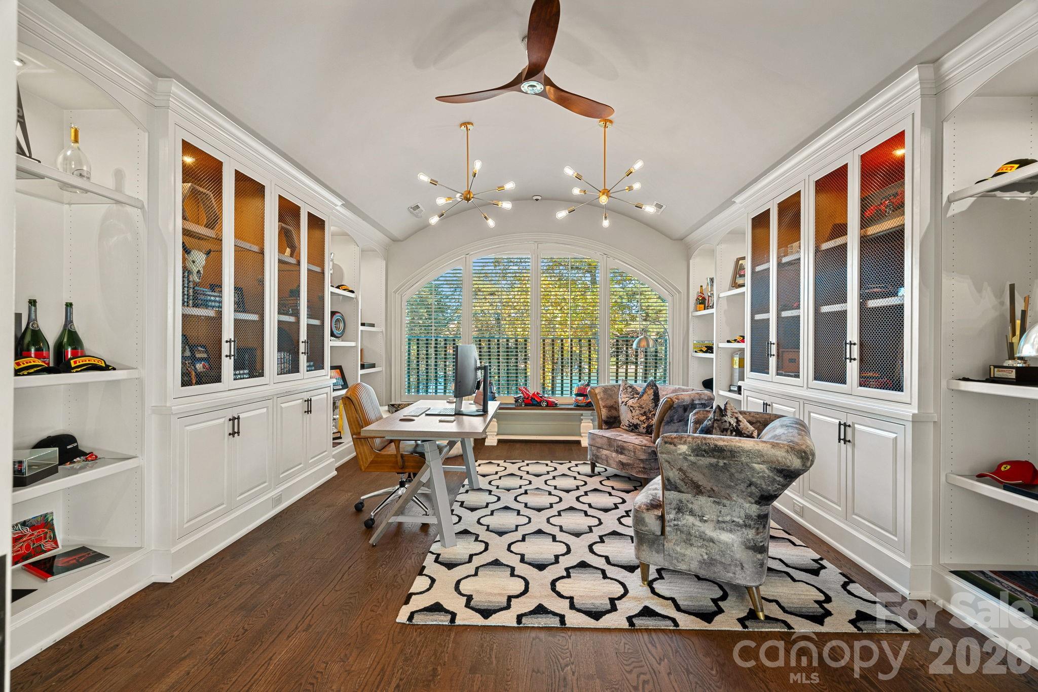 119 S Longfellow Lane — Mooresville