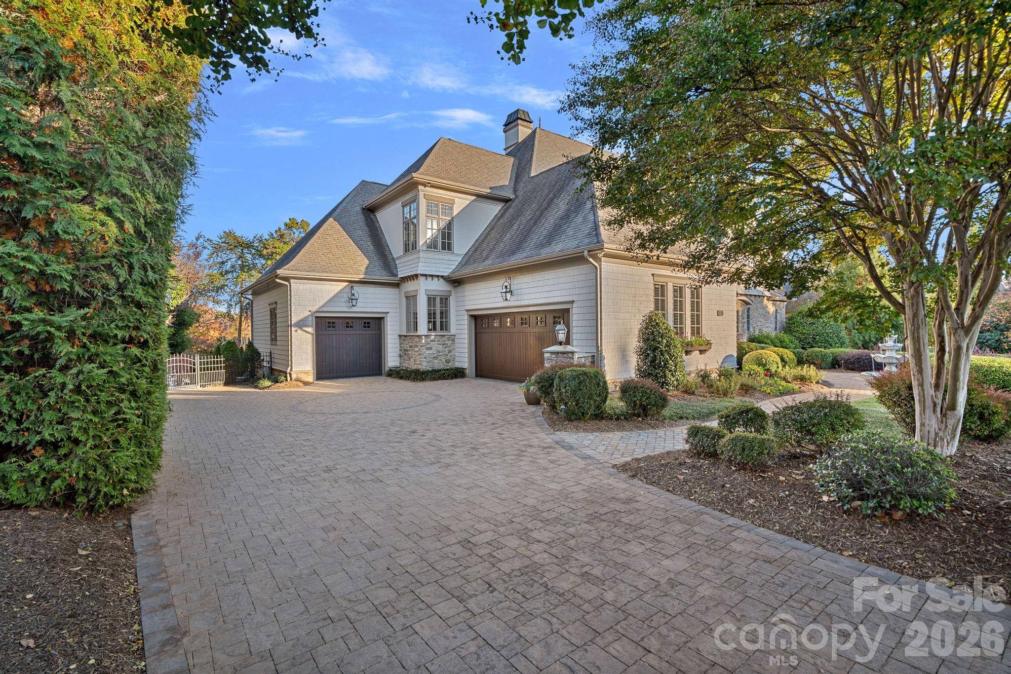 119 S Longfellow Lane — Mooresville
