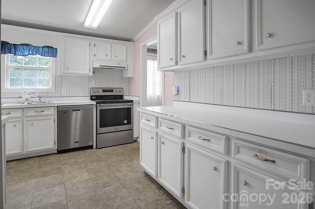 620 Anthony Grove Road — Crouse