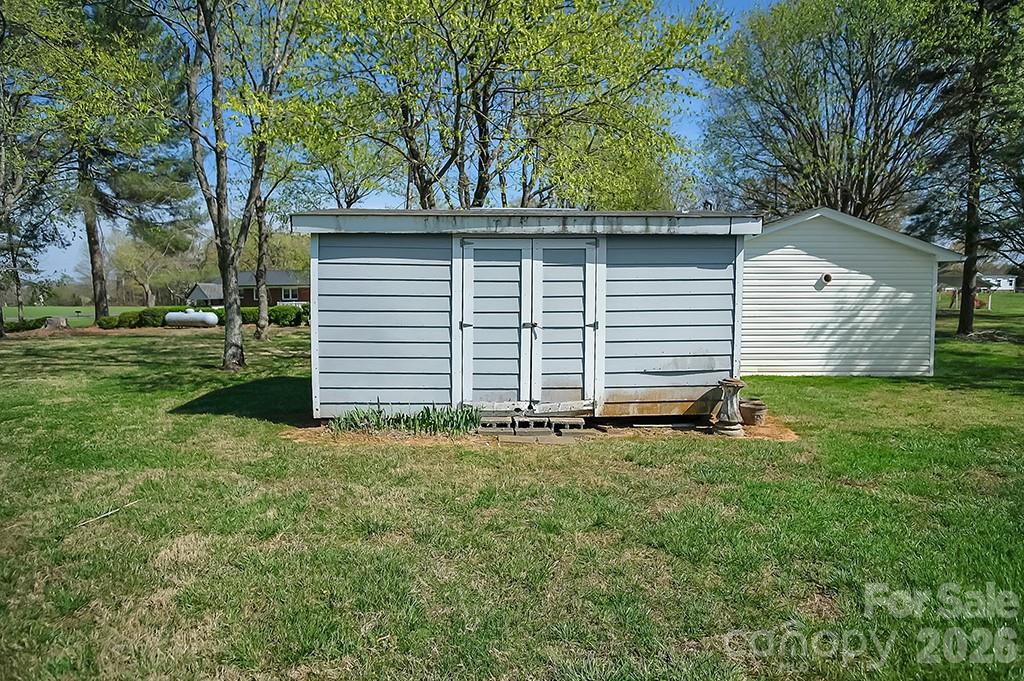 620 Anthony Grove Road — Crouse