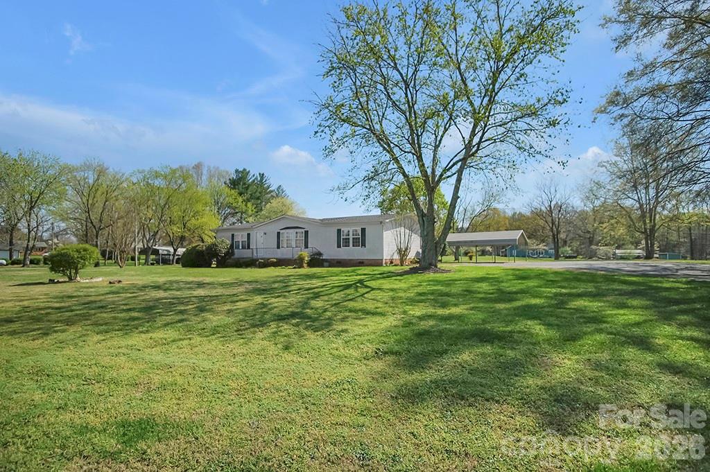 620 Anthony Grove Road — Crouse