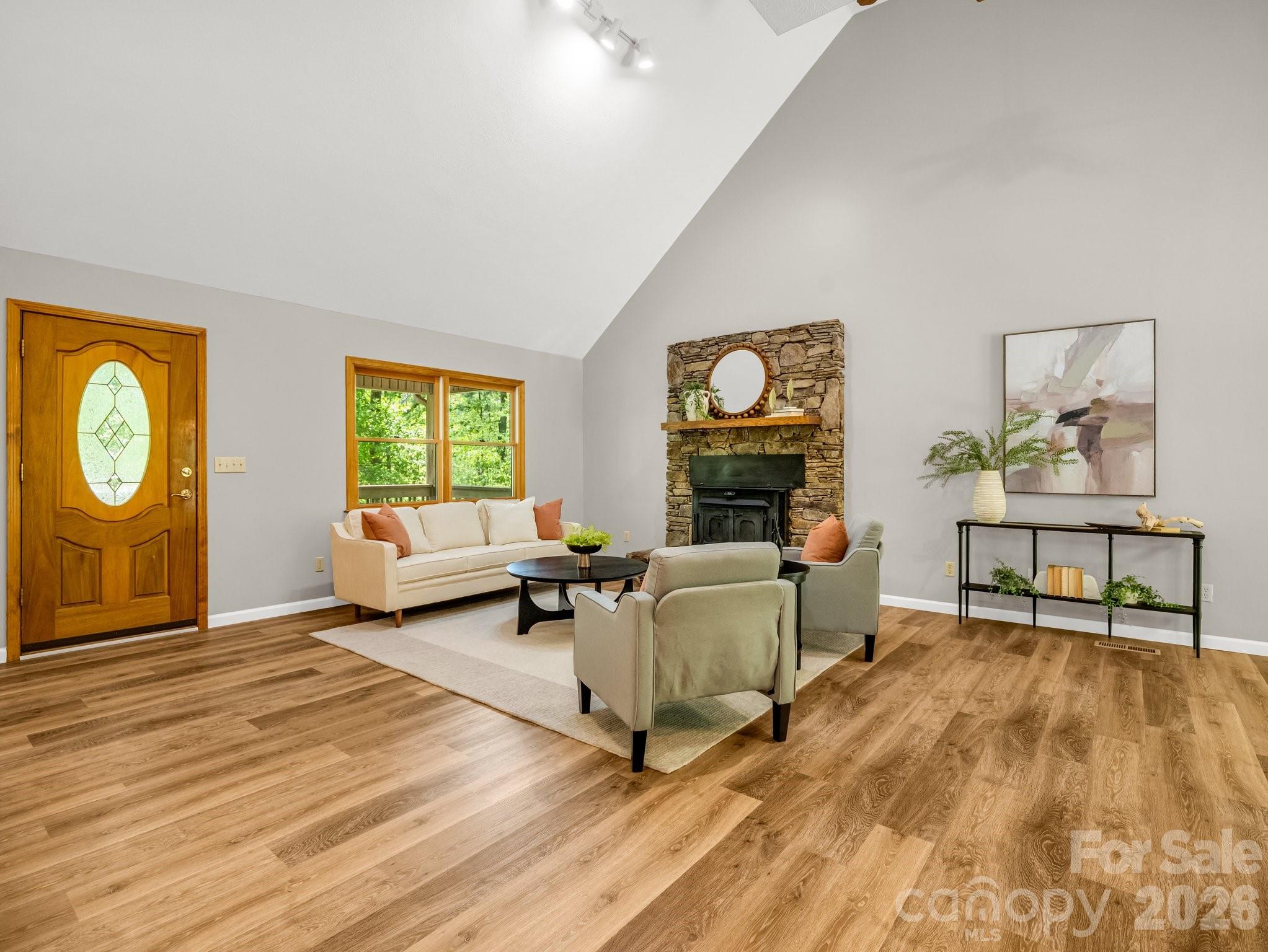 2304 Mountain Page Road — Saluda
