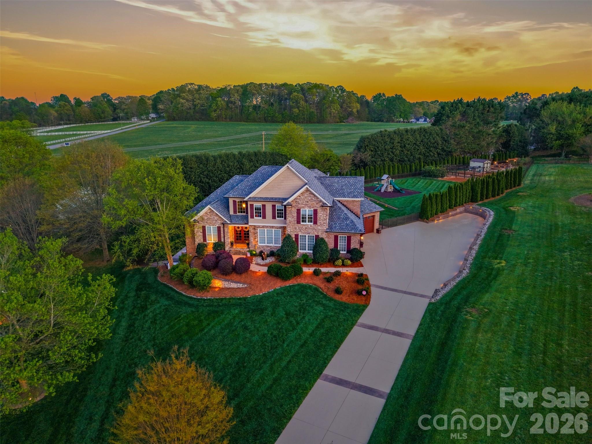 3638 Hogan Court NE — Conover