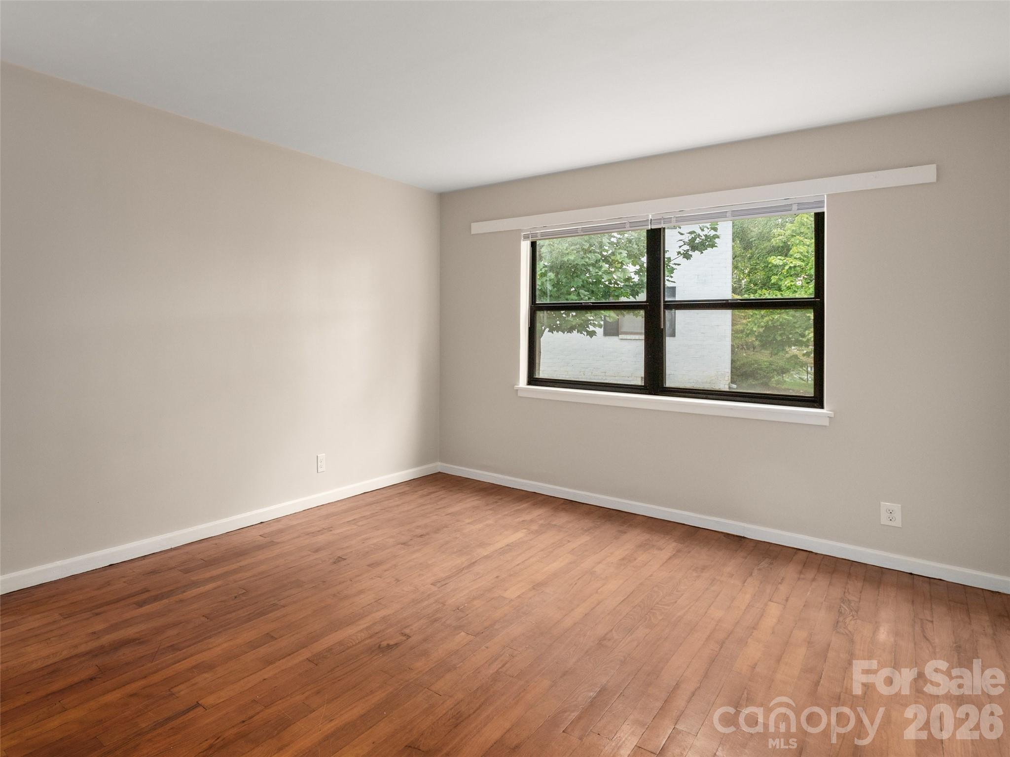 8 Units - 615 Biltmore Avenue — Asheville