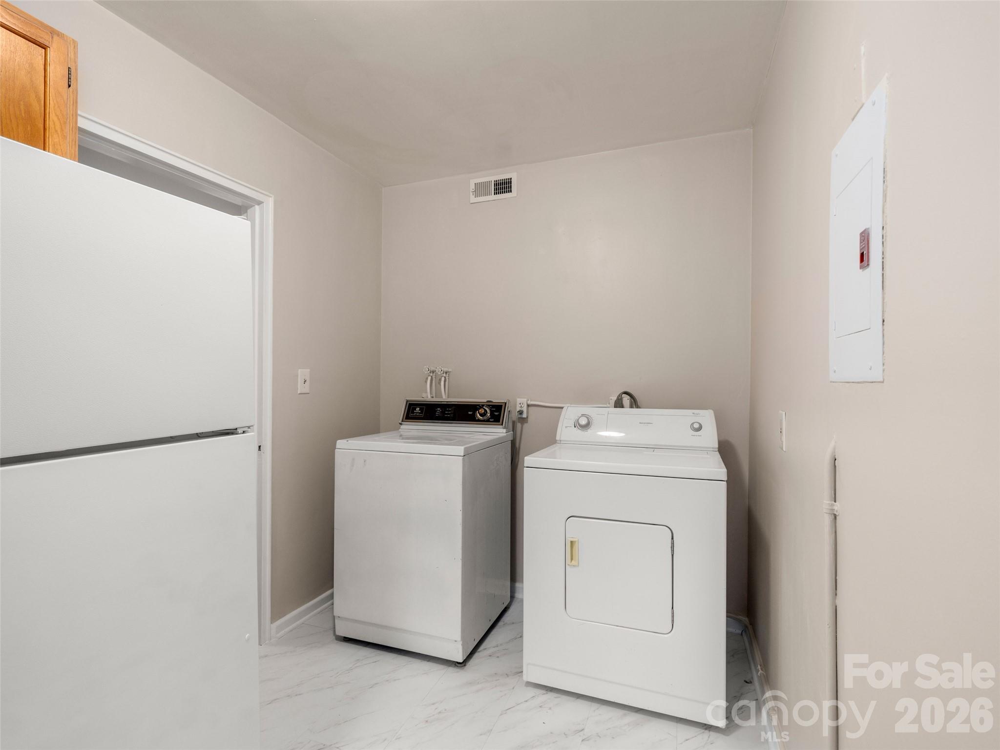 8 Units - 615 Biltmore Avenue — Asheville