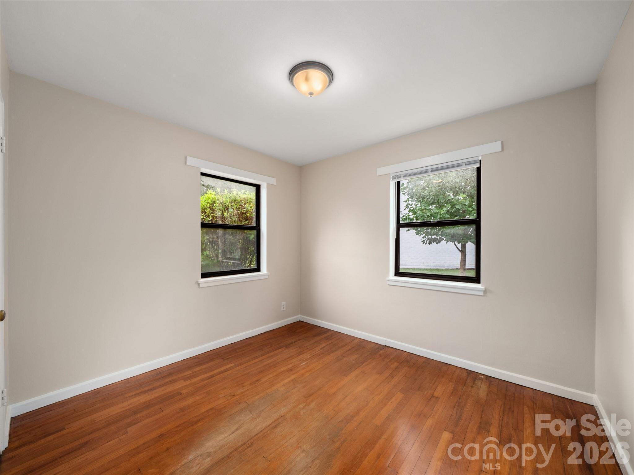 8 Units - 615 Biltmore Avenue — Asheville
