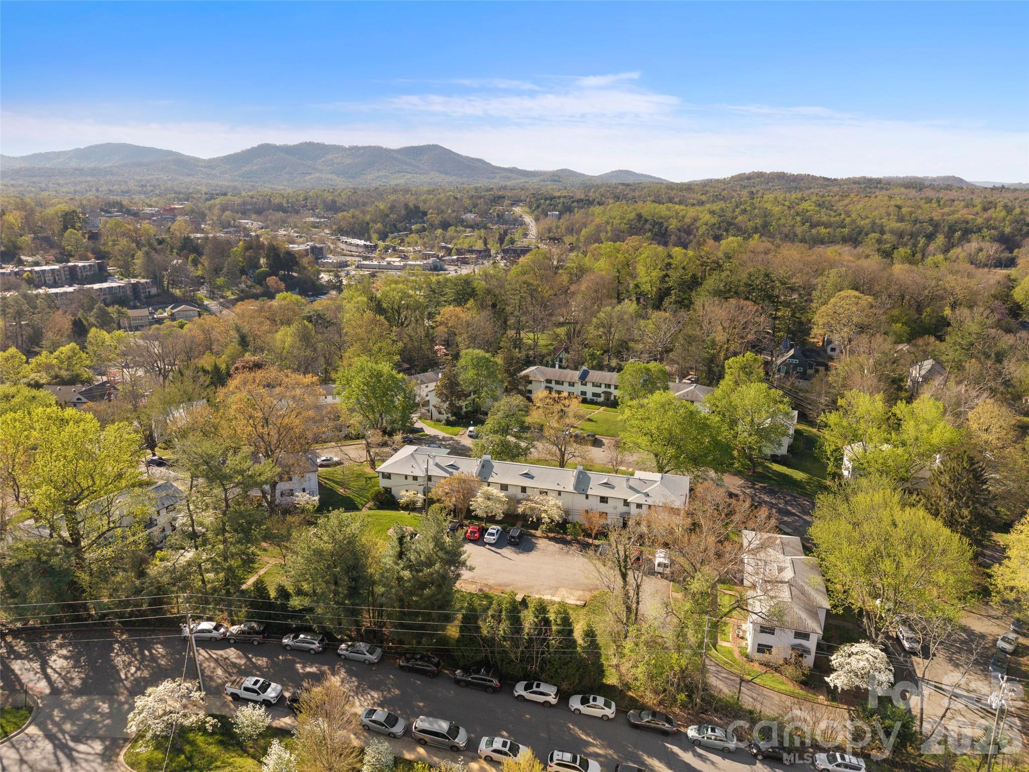8 Units - 615 Biltmore Avenue — Asheville