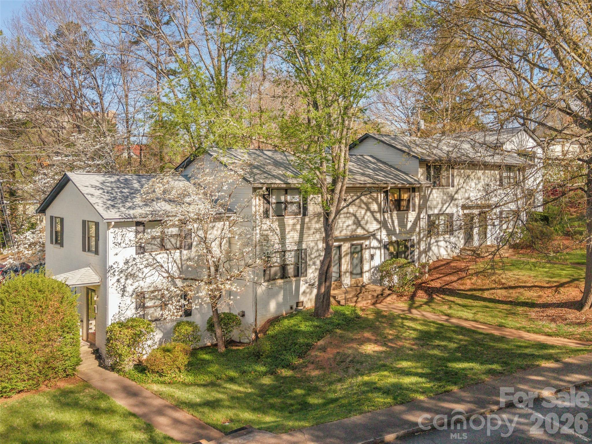 8 Units - 615 Biltmore Avenue — Asheville