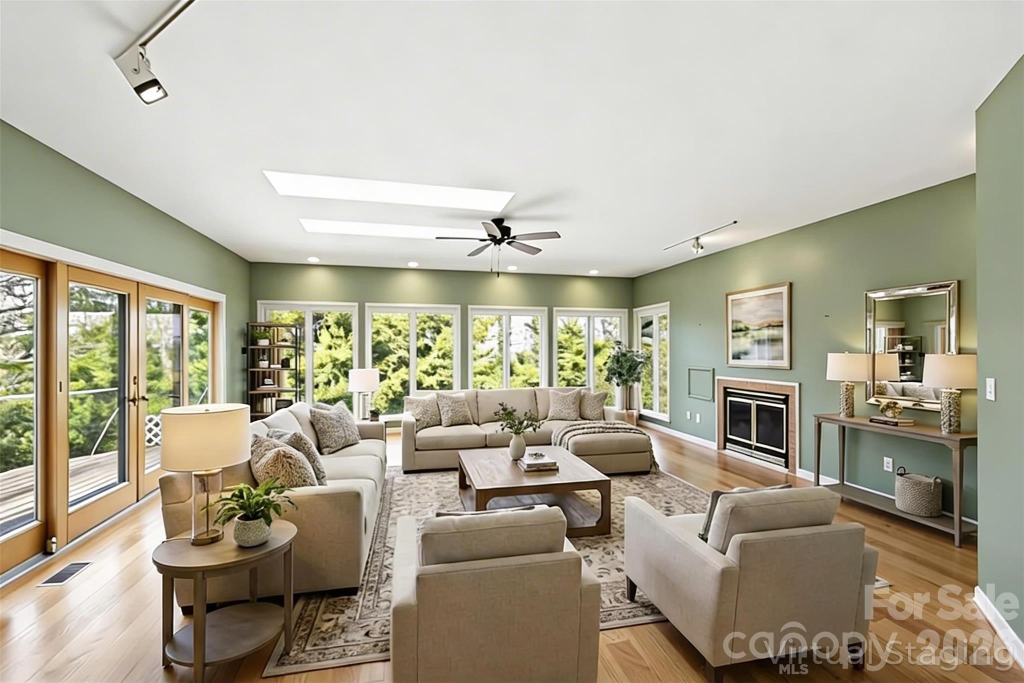 100 Elmridge Drive — Flat Rock