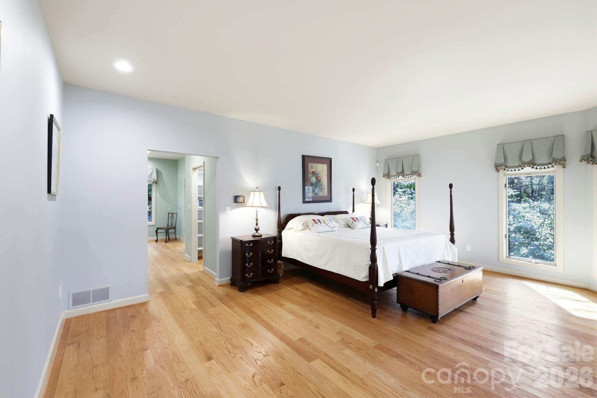100 Elmridge Drive — Flat Rock