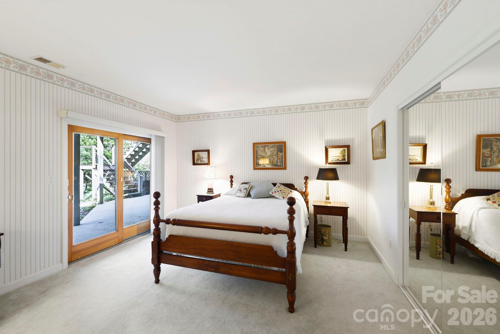 100 Elmridge Drive — Flat Rock