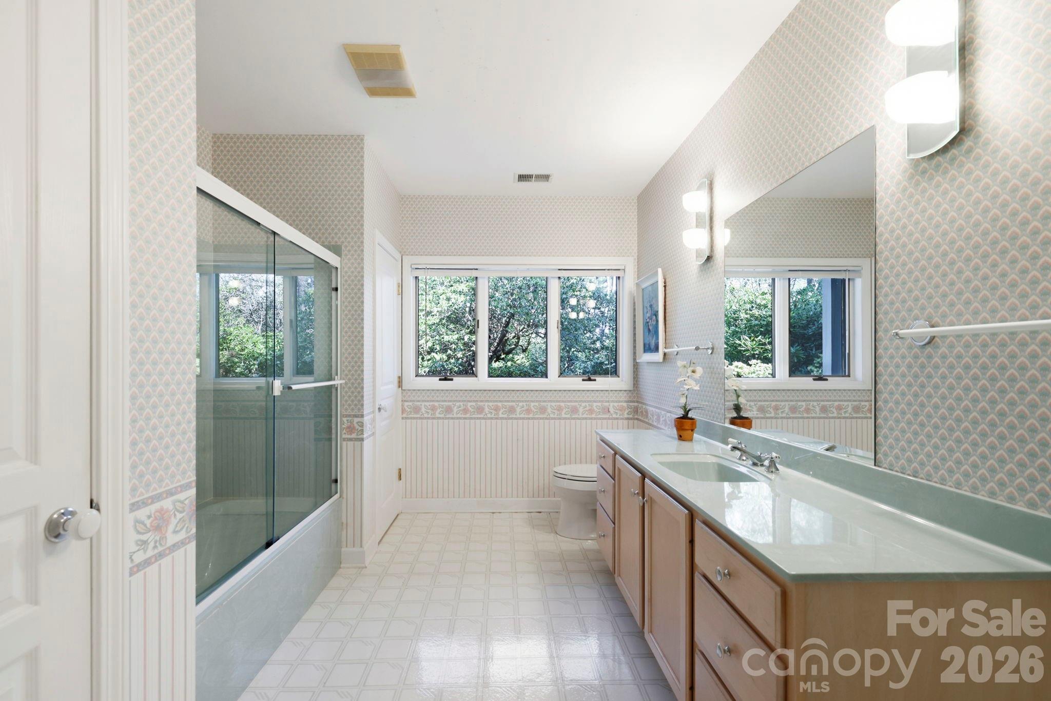 100 Elmridge Drive — Flat Rock