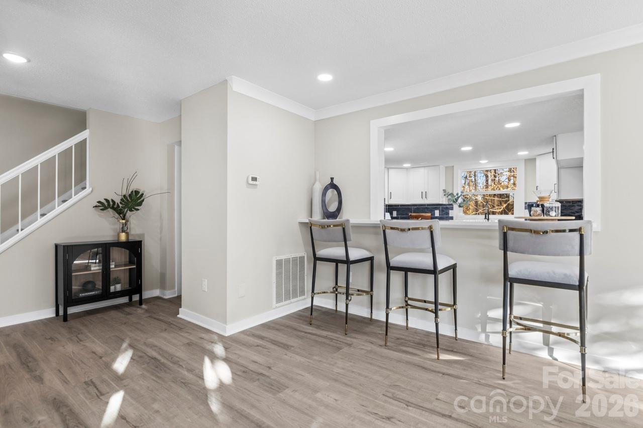 335 Eastcliff Drive SE — Concord