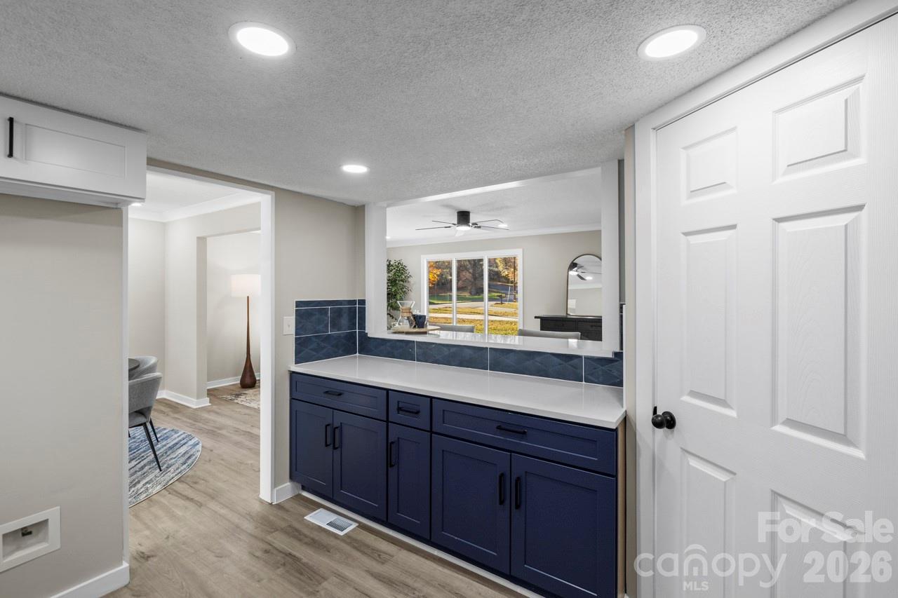 335 Eastcliff Drive SE — Concord