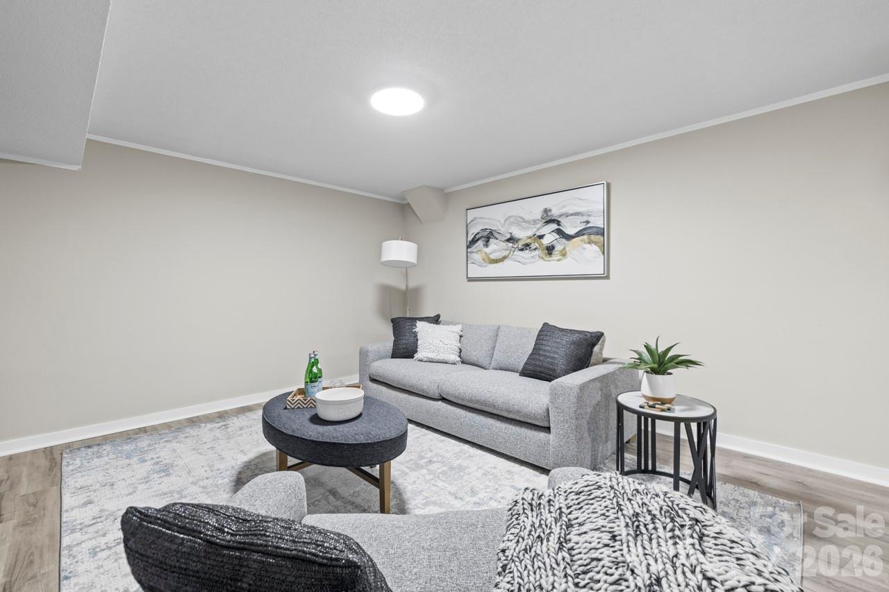 335 Eastcliff Drive SE — Concord