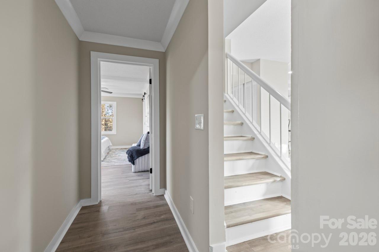 335 Eastcliff Drive SE — Concord