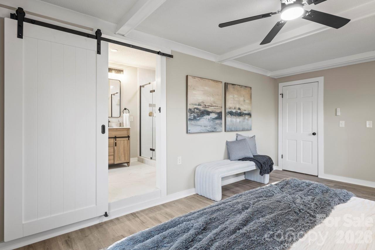 335 Eastcliff Drive SE — Concord