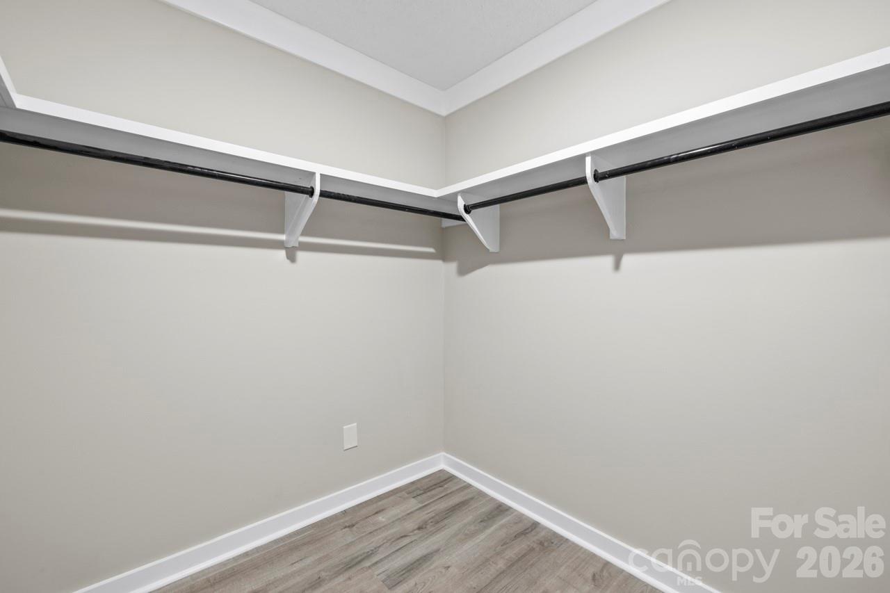 335 Eastcliff Drive SE — Concord