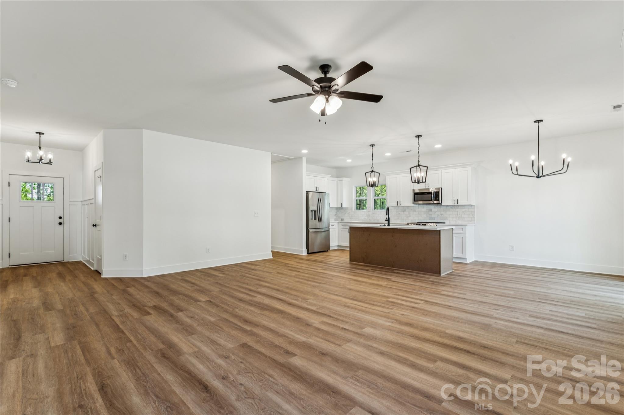 321 Henderson Circle — Harrisburg