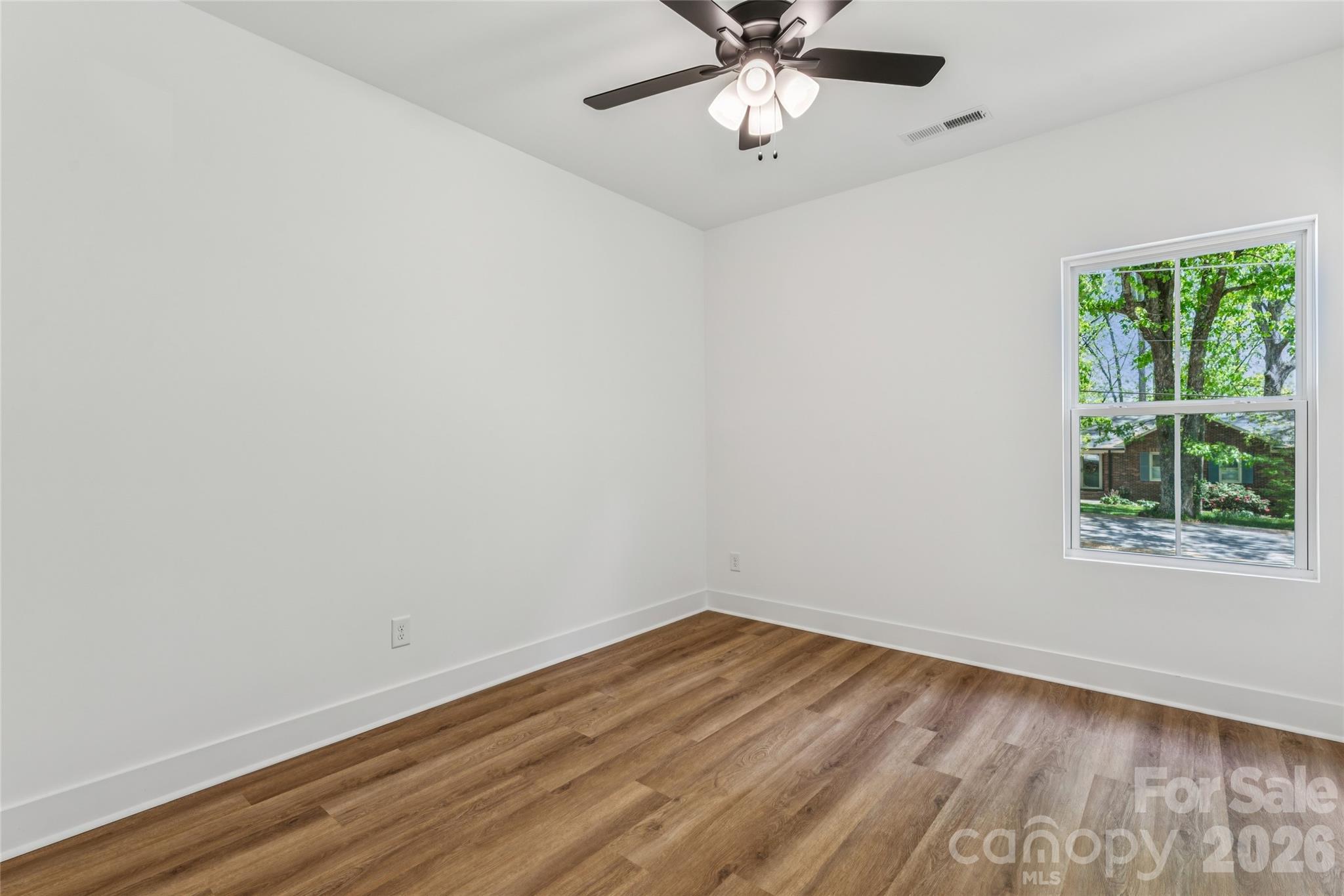 321 Henderson Circle — Harrisburg