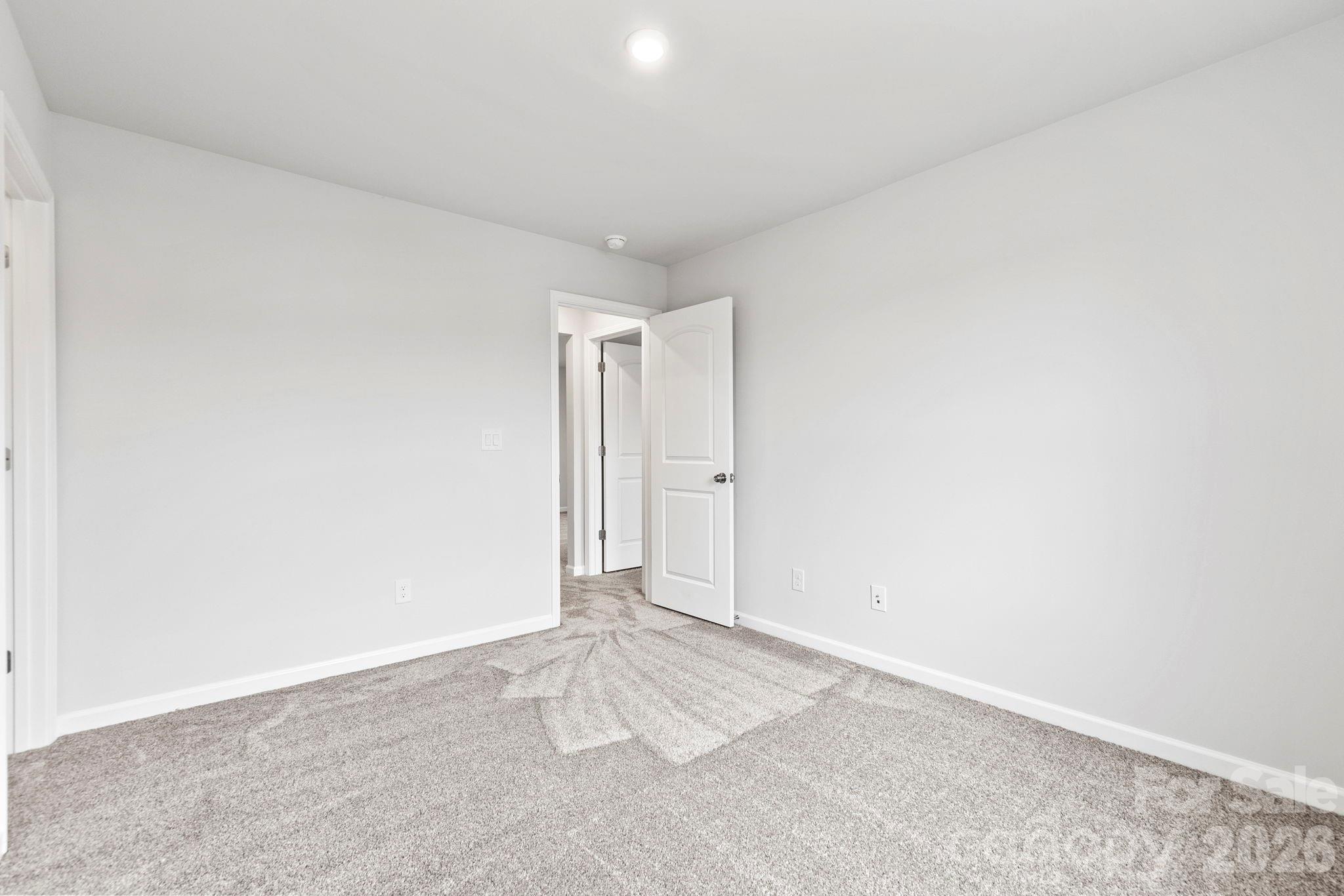 819 Olde England Drive — Lincolnton