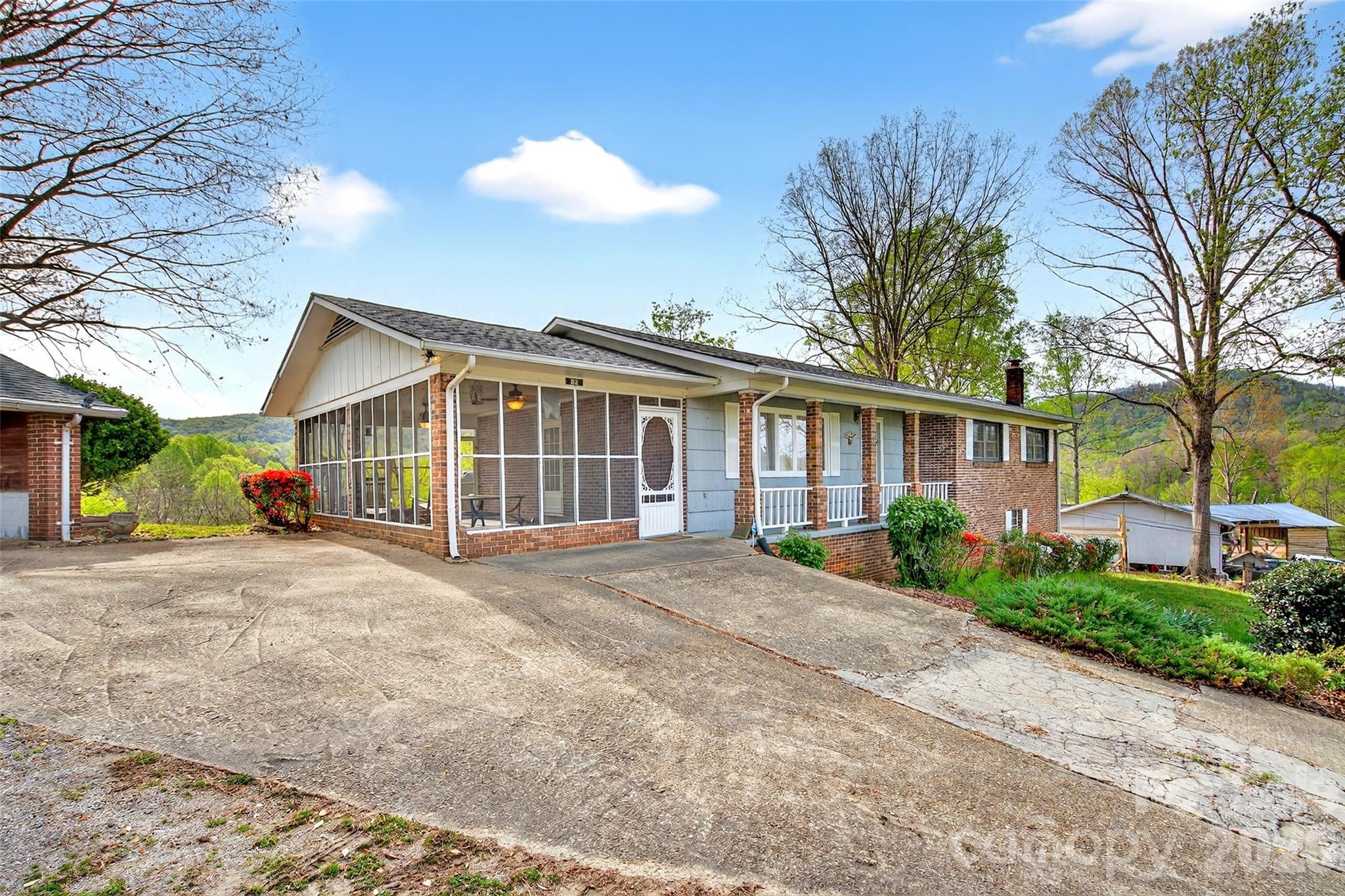 82 Landis Road — Marion