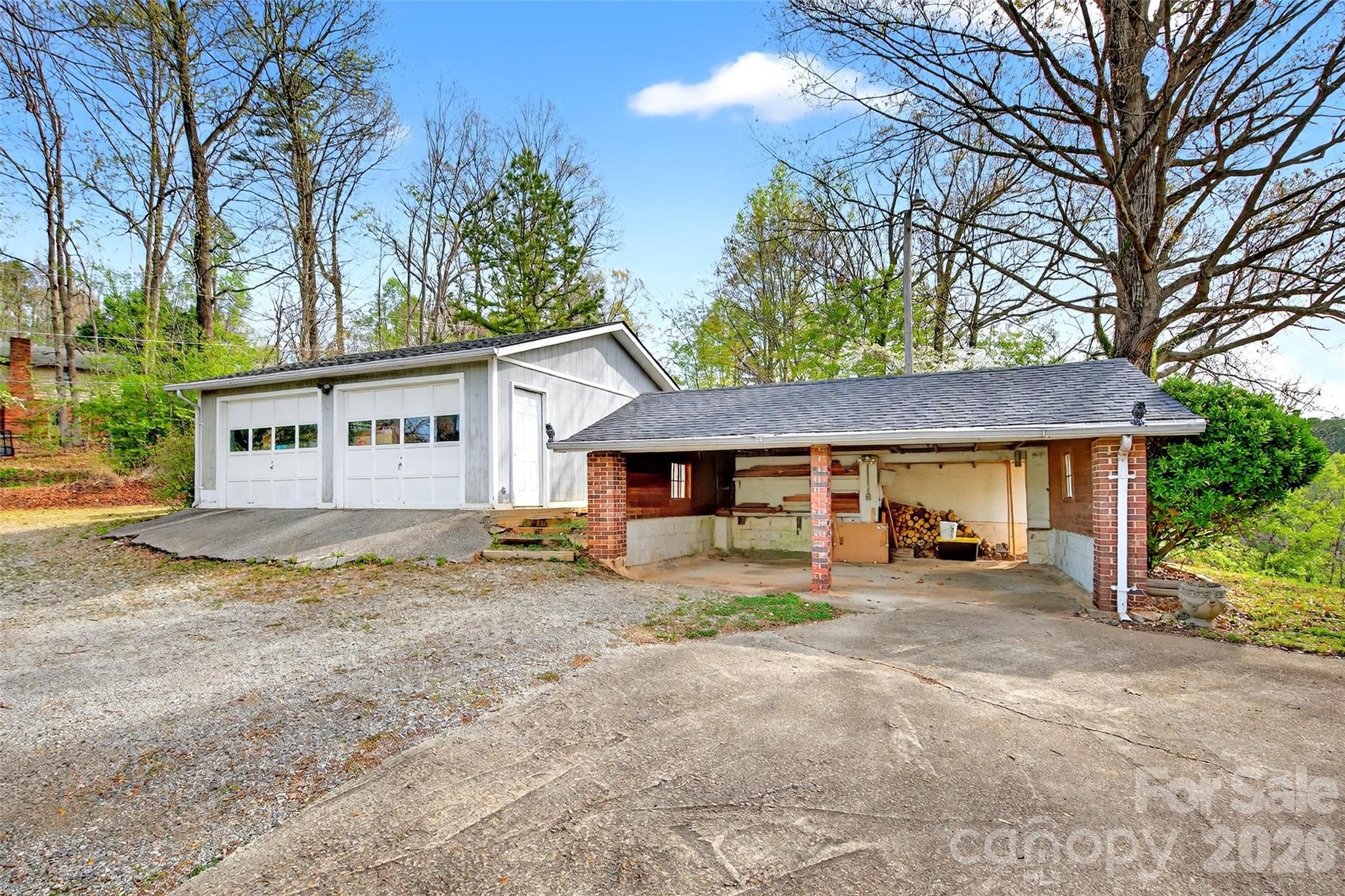 82 Landis Road — Marion