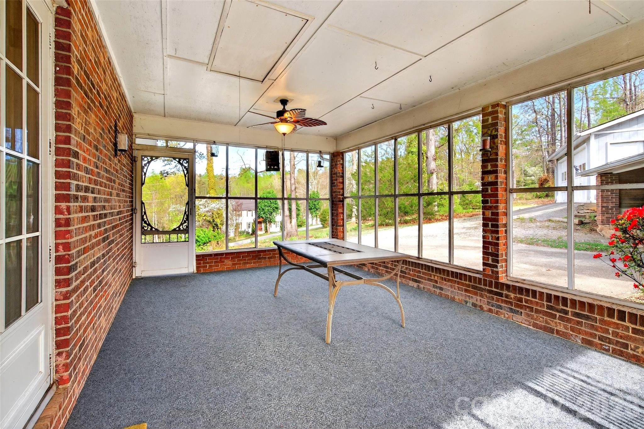 82 Landis Road — Marion