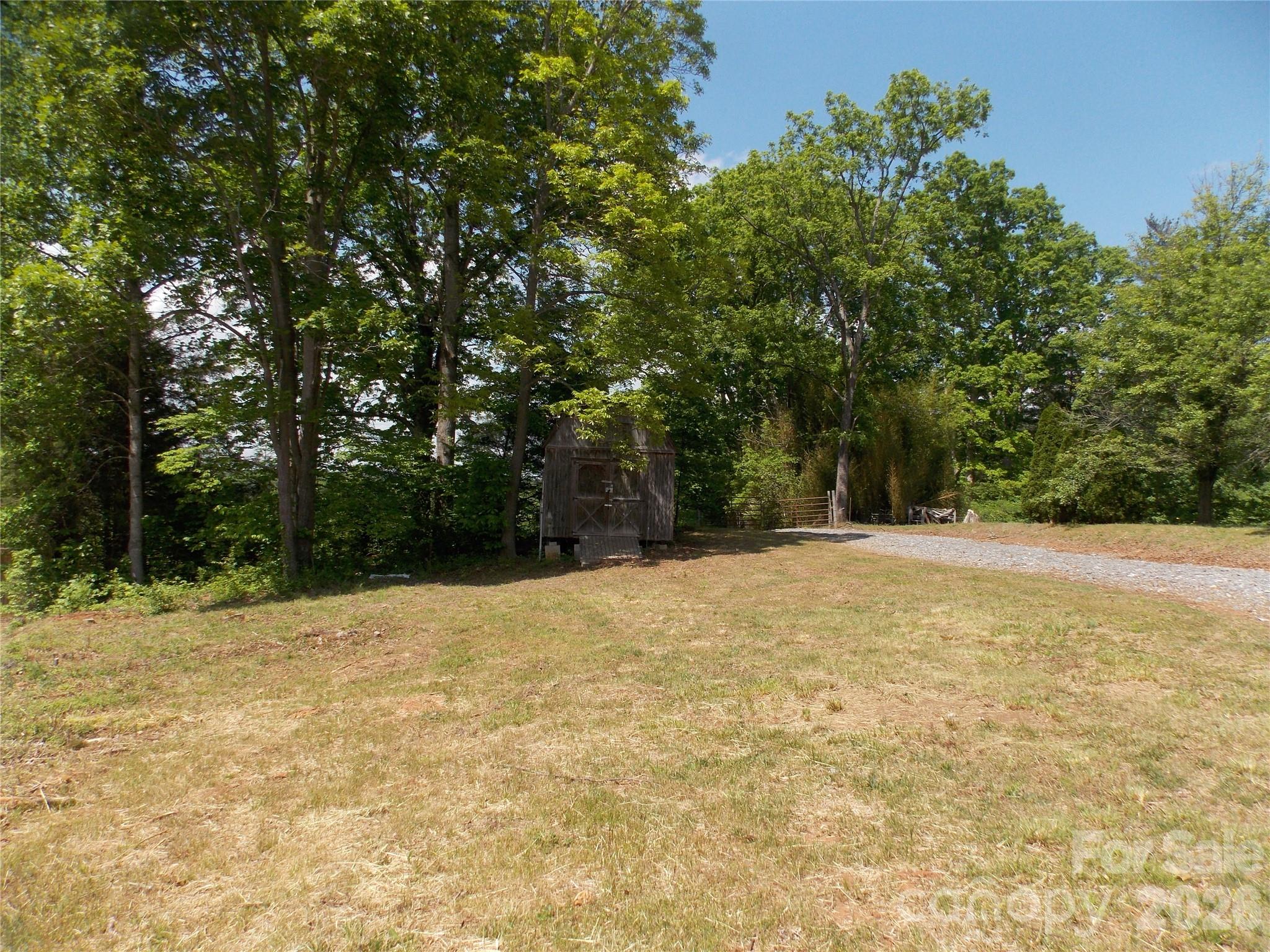 1380 May Road — Granite Falls