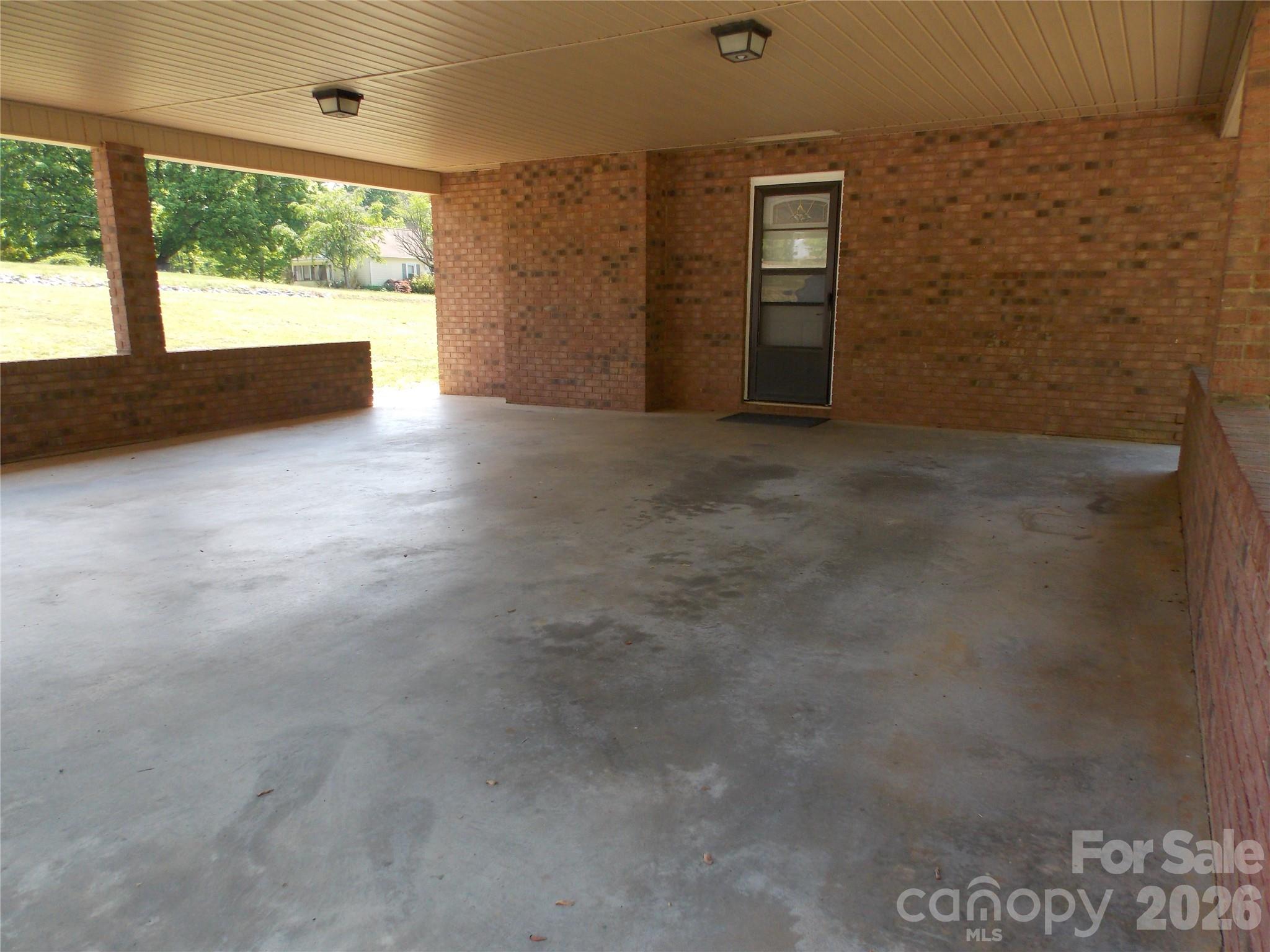 1380 May Road — Granite Falls