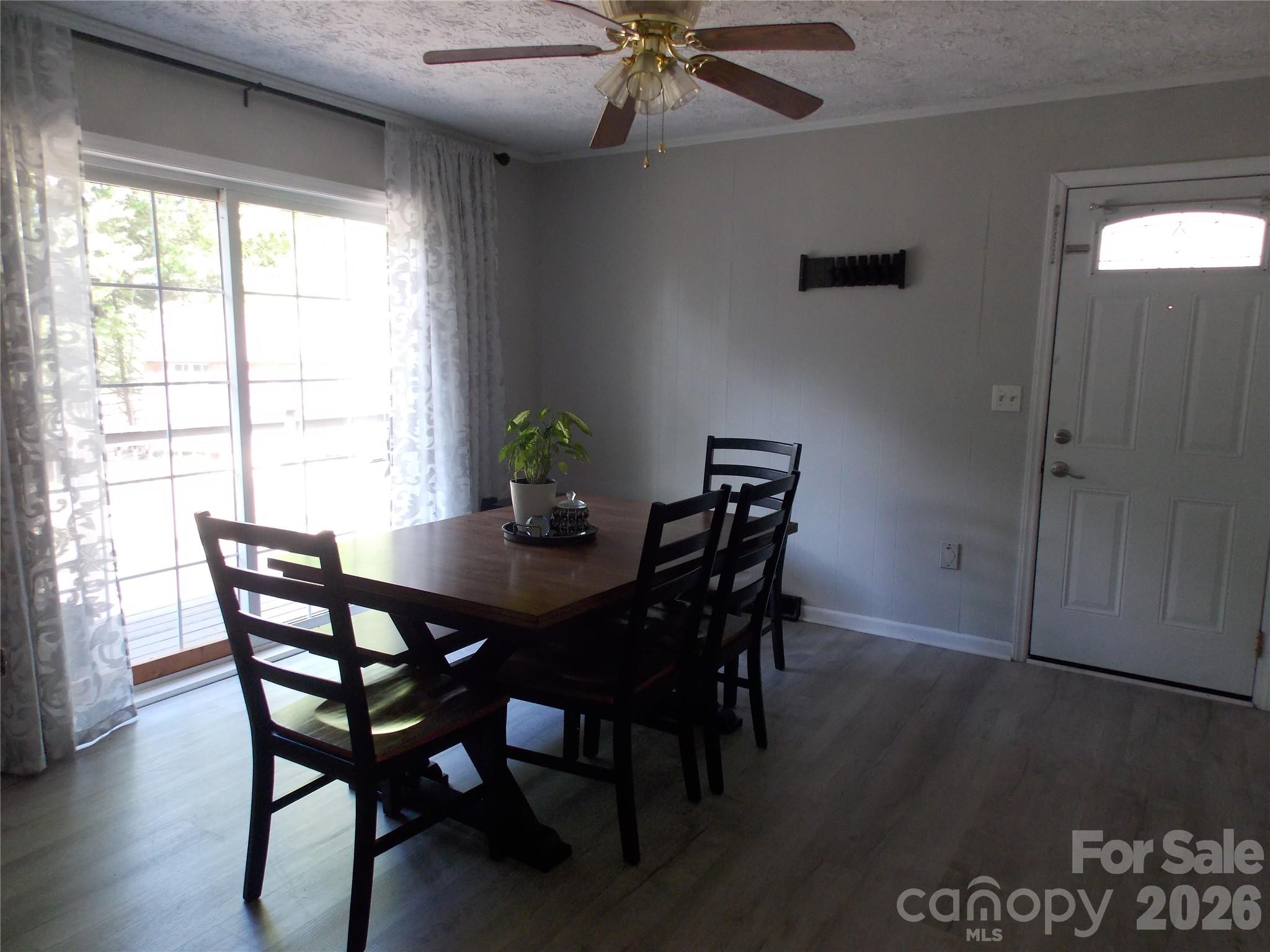 1380 May Road — Granite Falls