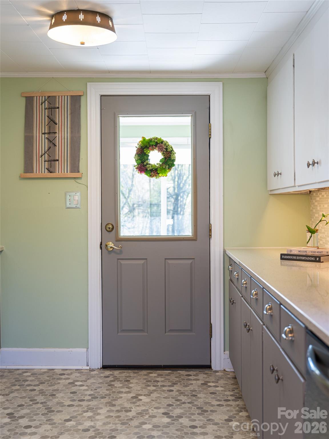 516 Onteora Boulevard — Asheville