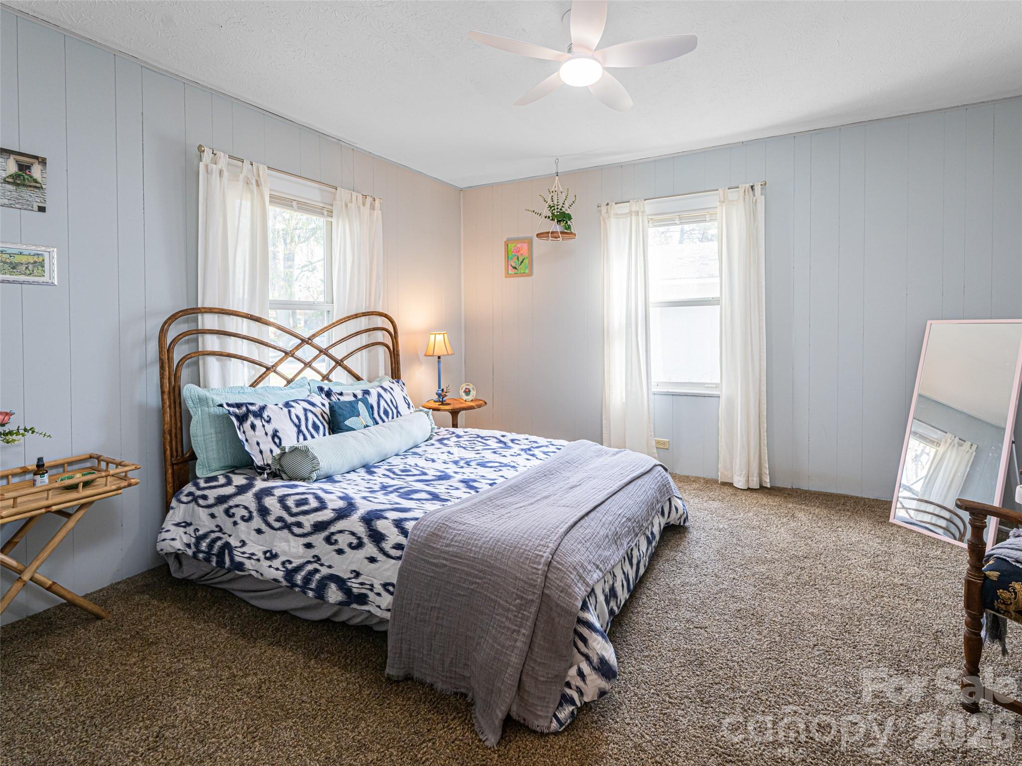 516 Onteora Boulevard — Asheville